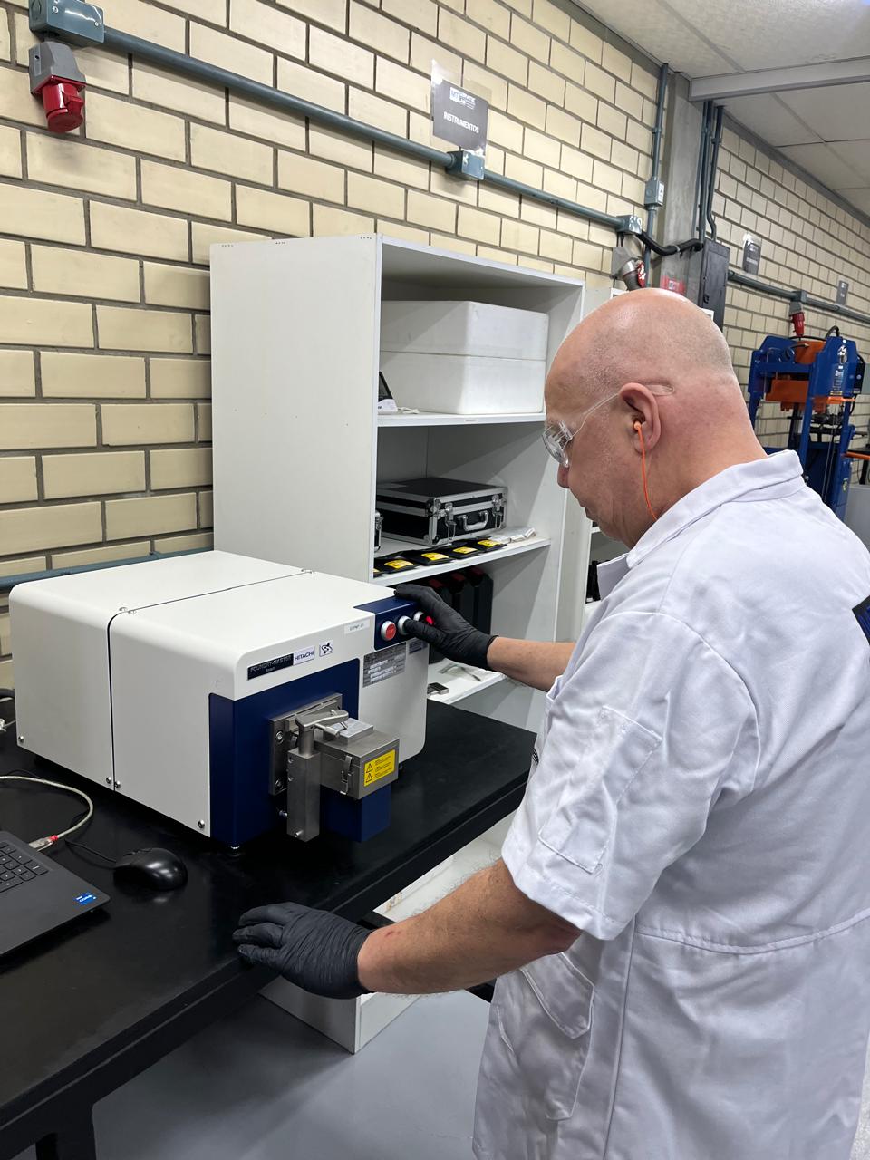 Análise Química em Ligas de Níquel